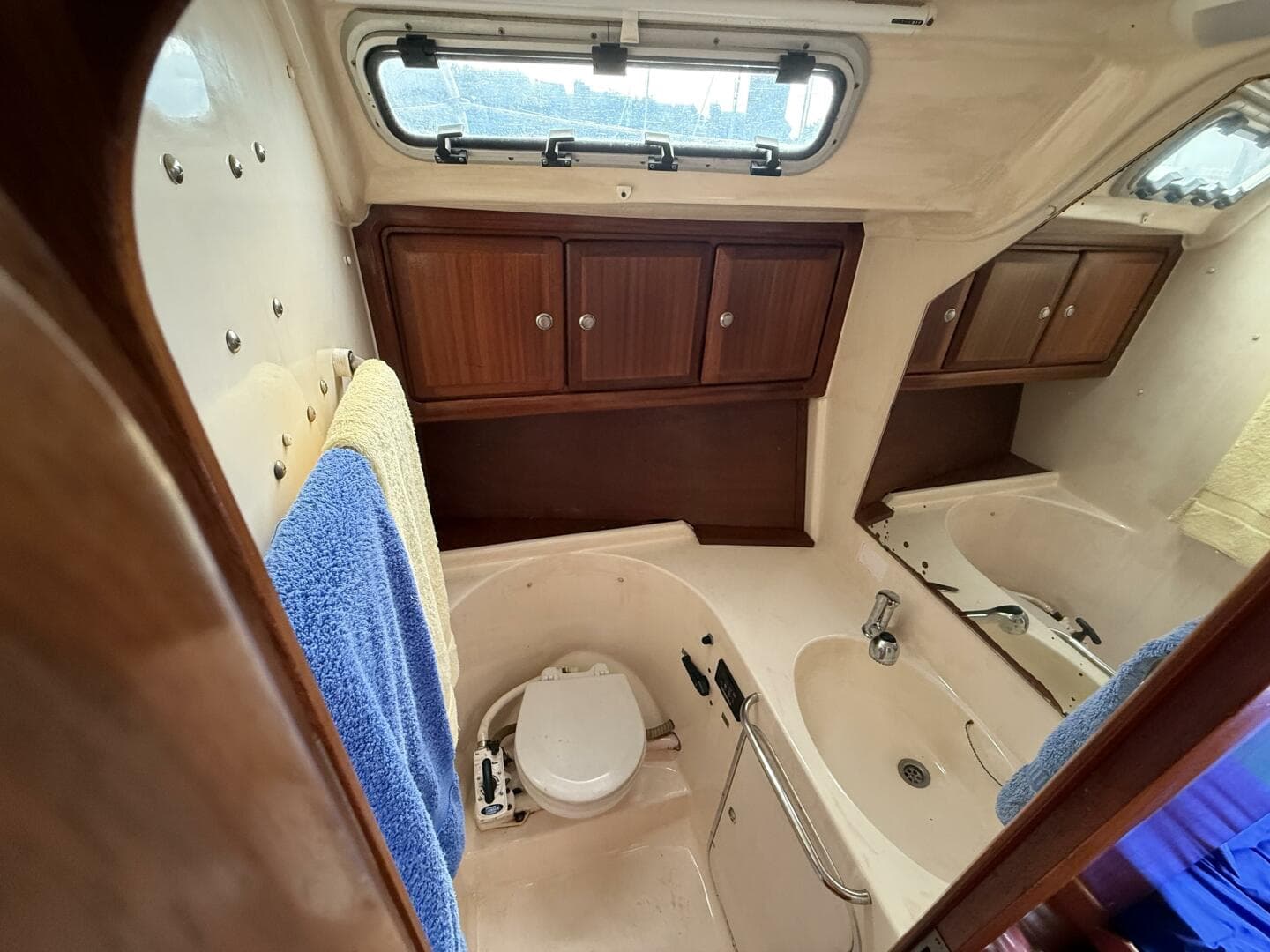 1999 Bavaria Ocean 42