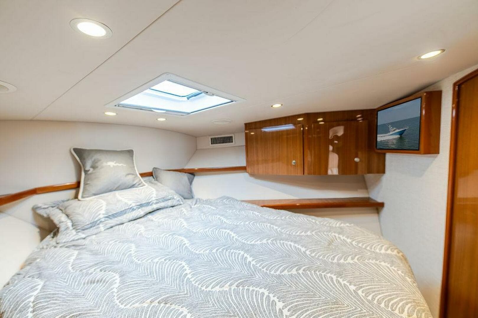 2018 44 Viking Open - Miss Peggy Sue II