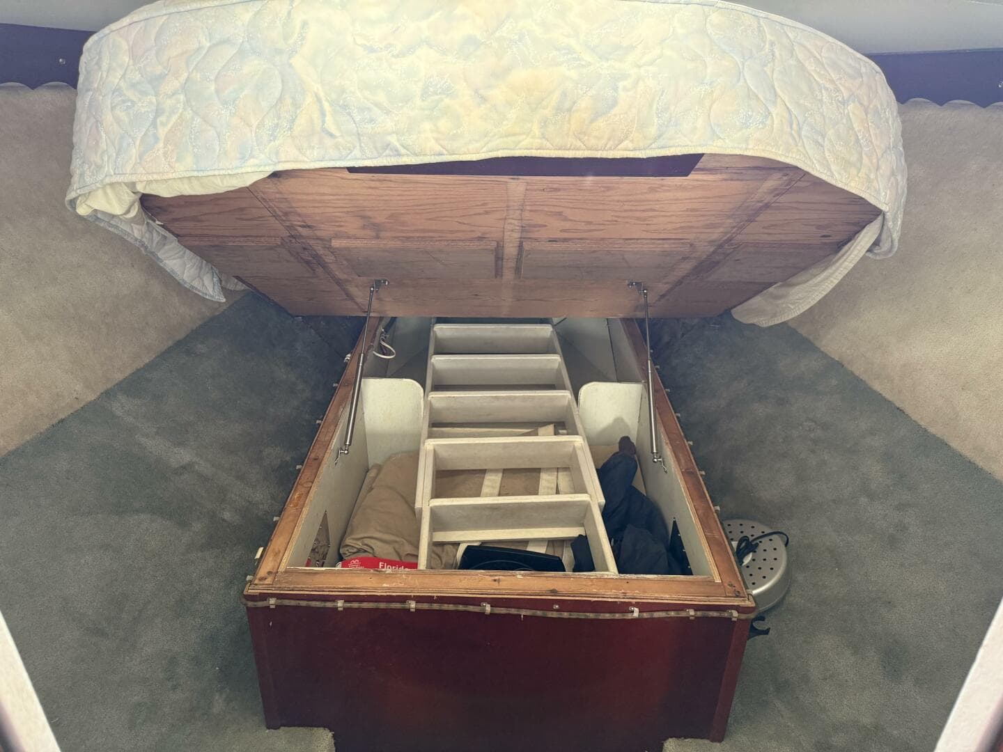 1984 Custom 38 Custom