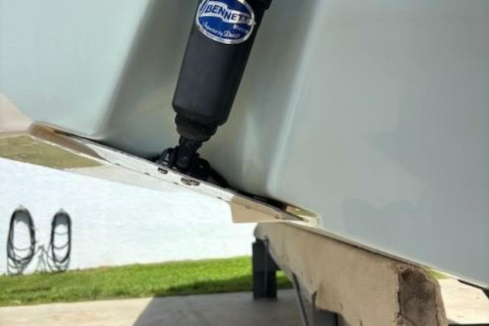 2018 Century 2600 Center Console boat with Bennett trim tab actuator.