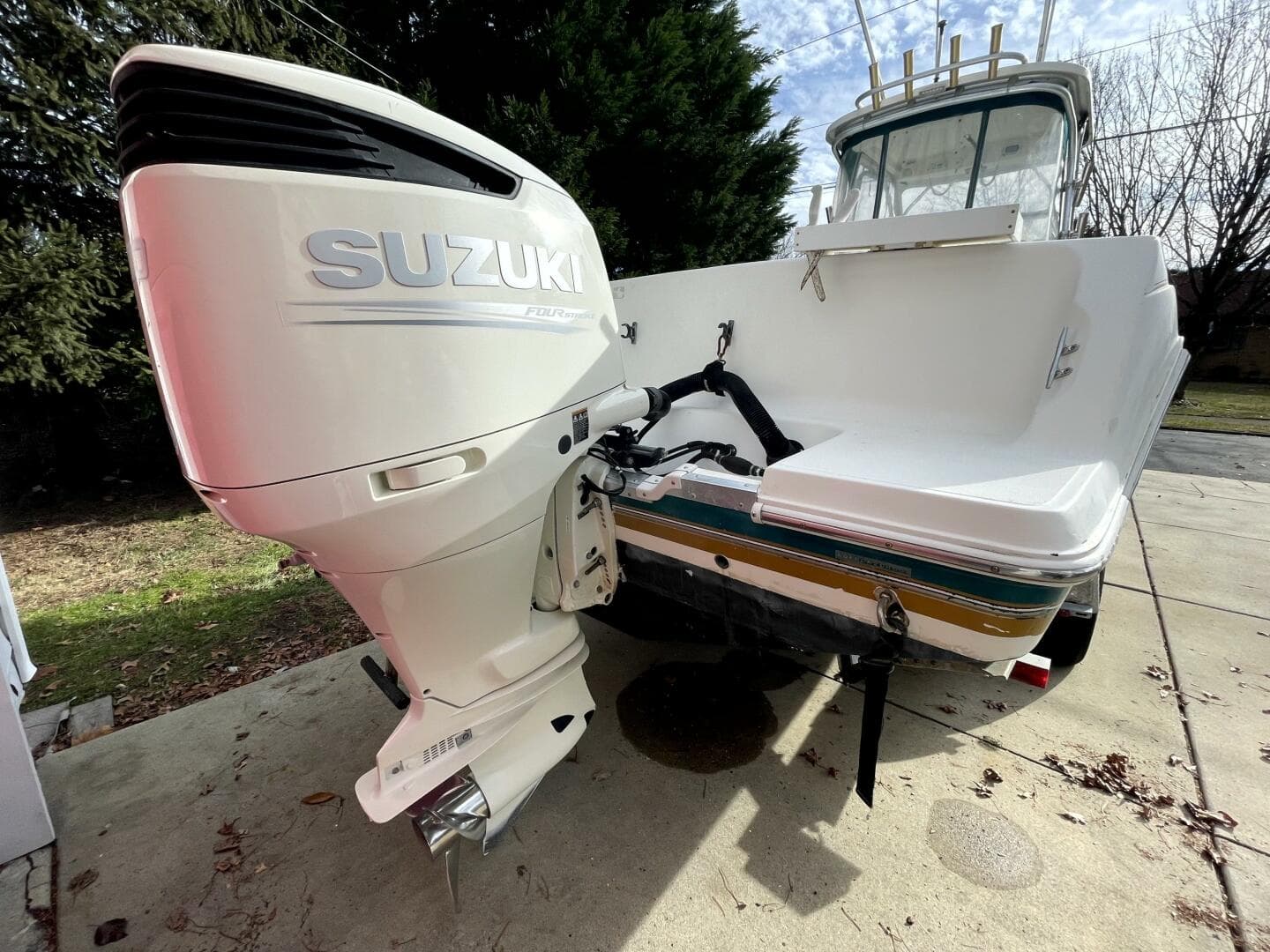 2001 Aquasport 250 Explorer