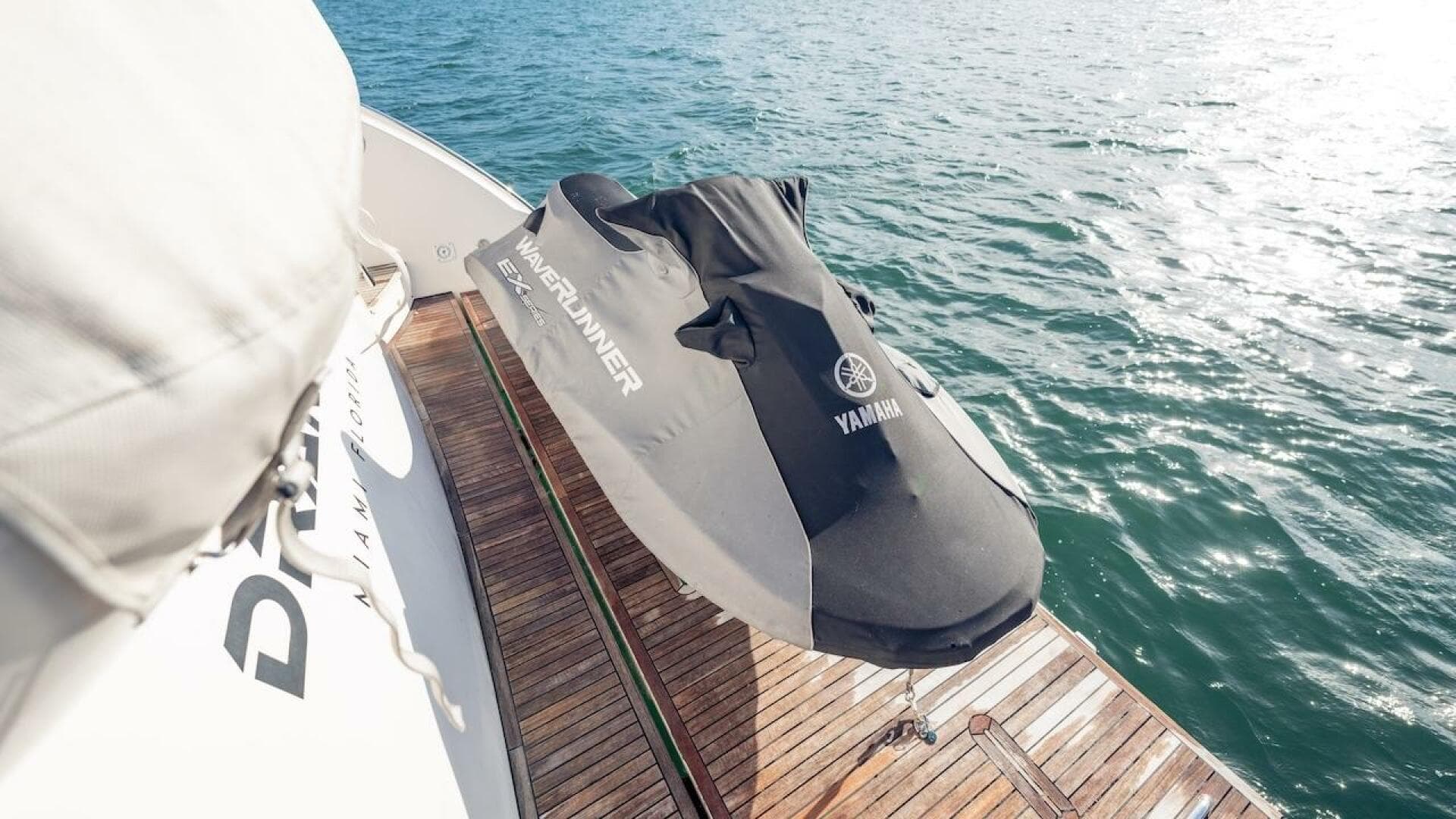 2012 Azimut Evolution