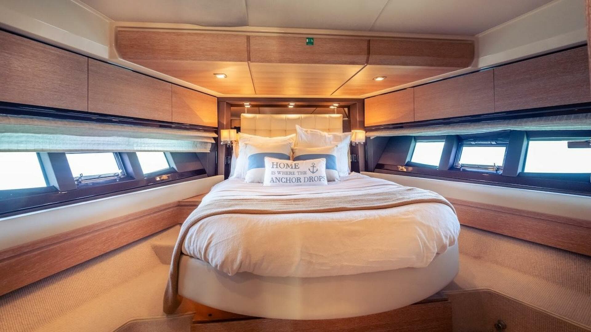 2012 Azimut Evolution