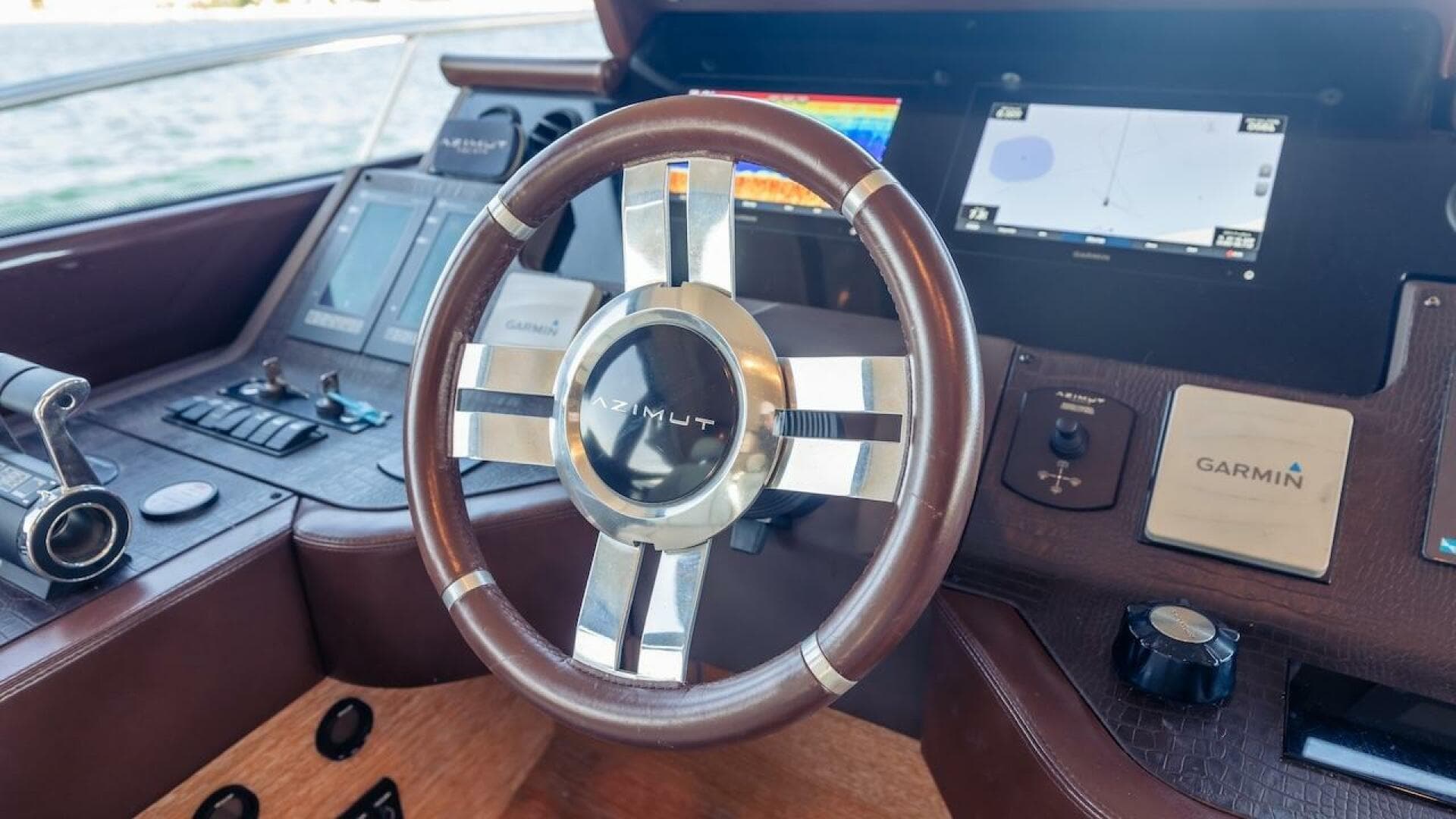 2012 Azimut Evolution