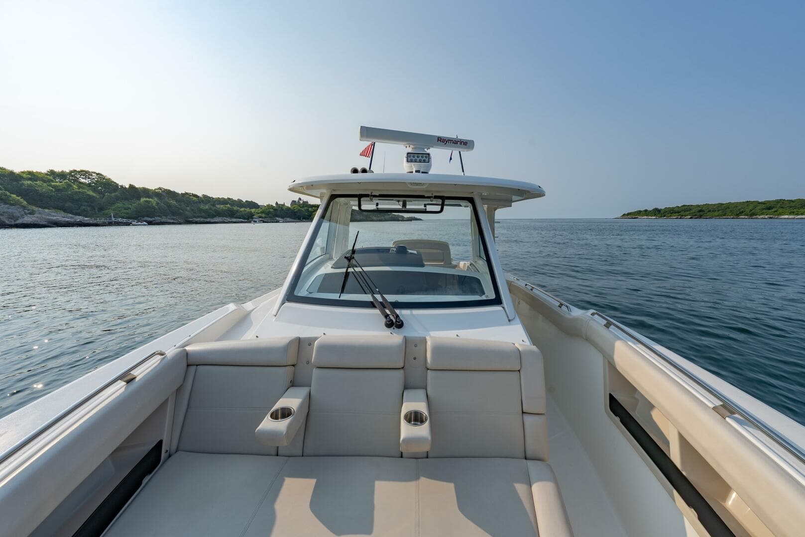 2019 Boston Whaler 350 EX Realm