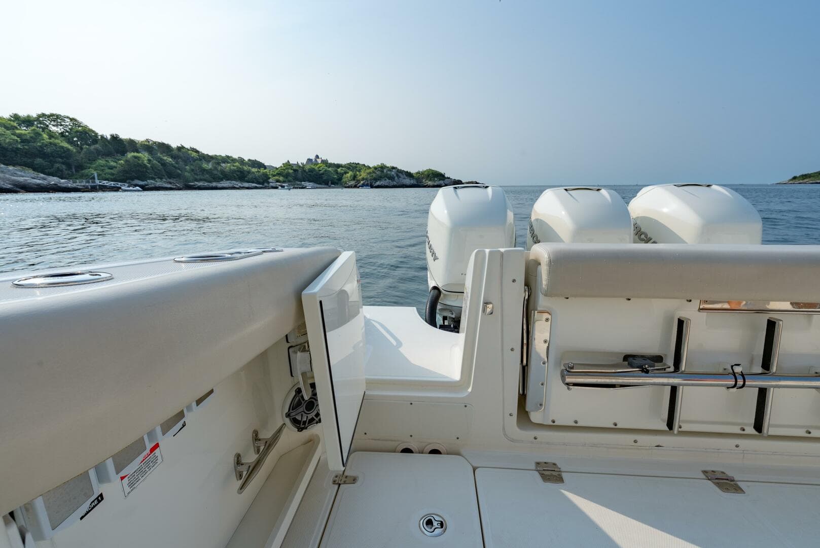 2019 Boston Whaler 350 EX Realm