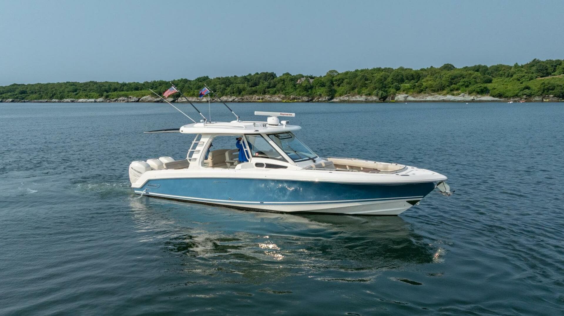 2019 Boston Whaler 350 EX Realm