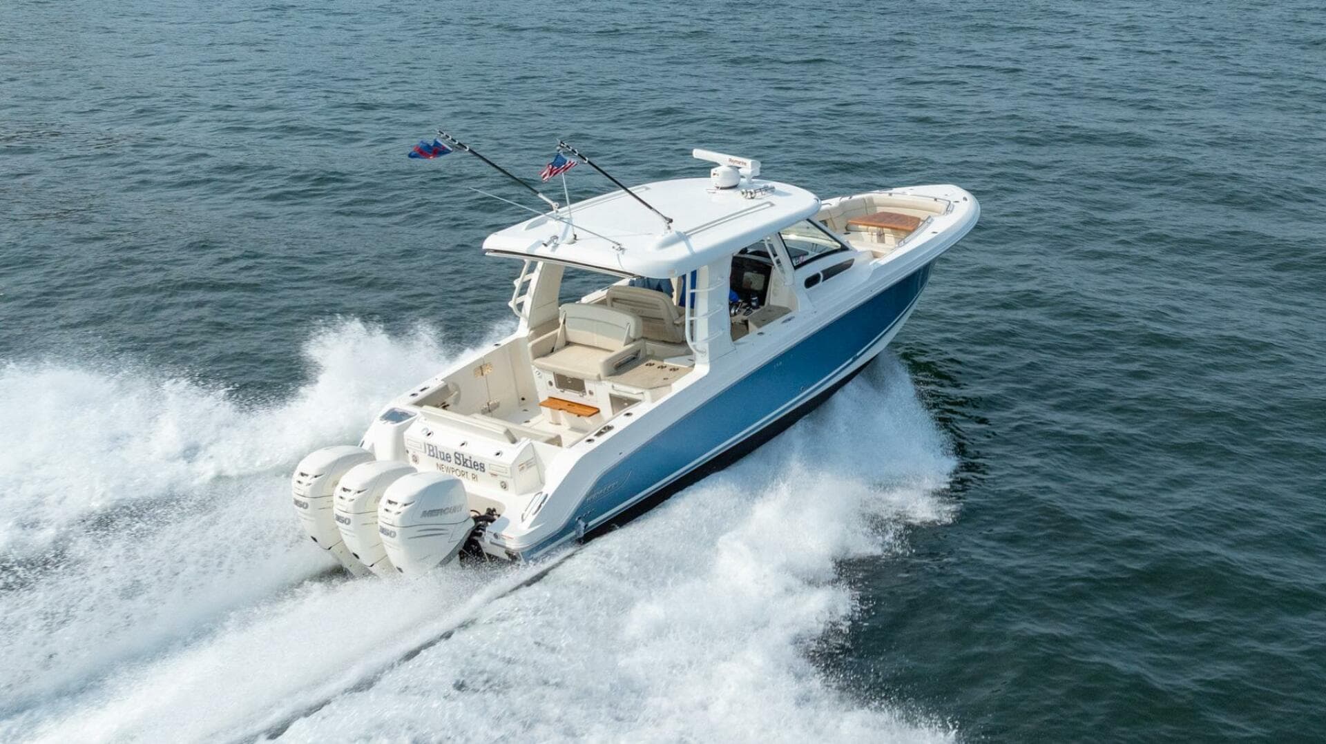 2019 Boston Whaler 350 EX Realm