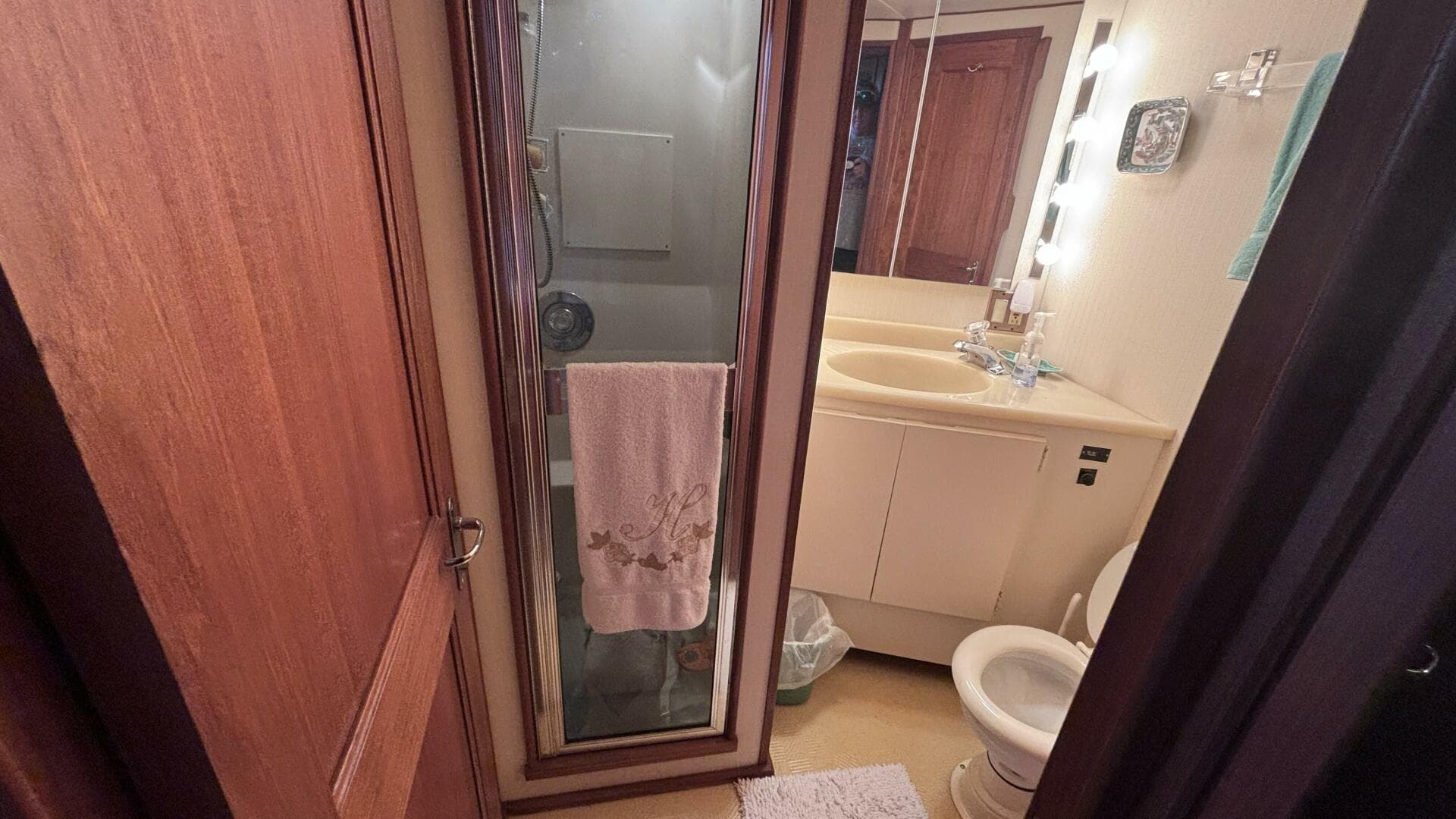 1988 Viking Motor Yacht