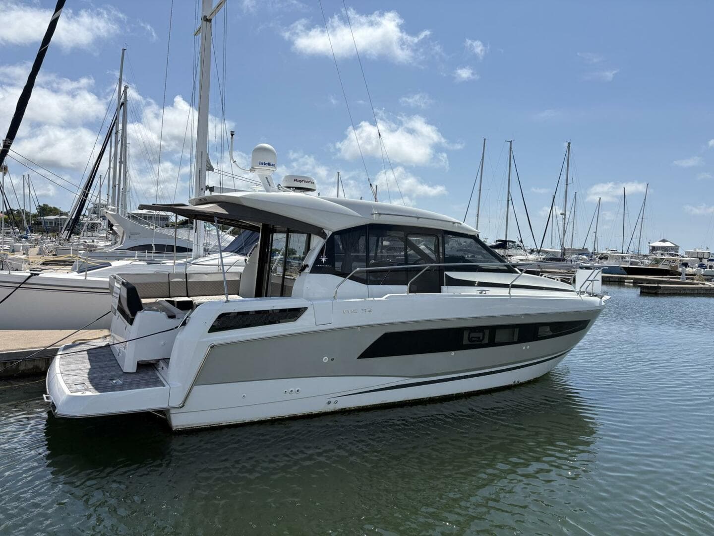 2019 Jeanneau NC33