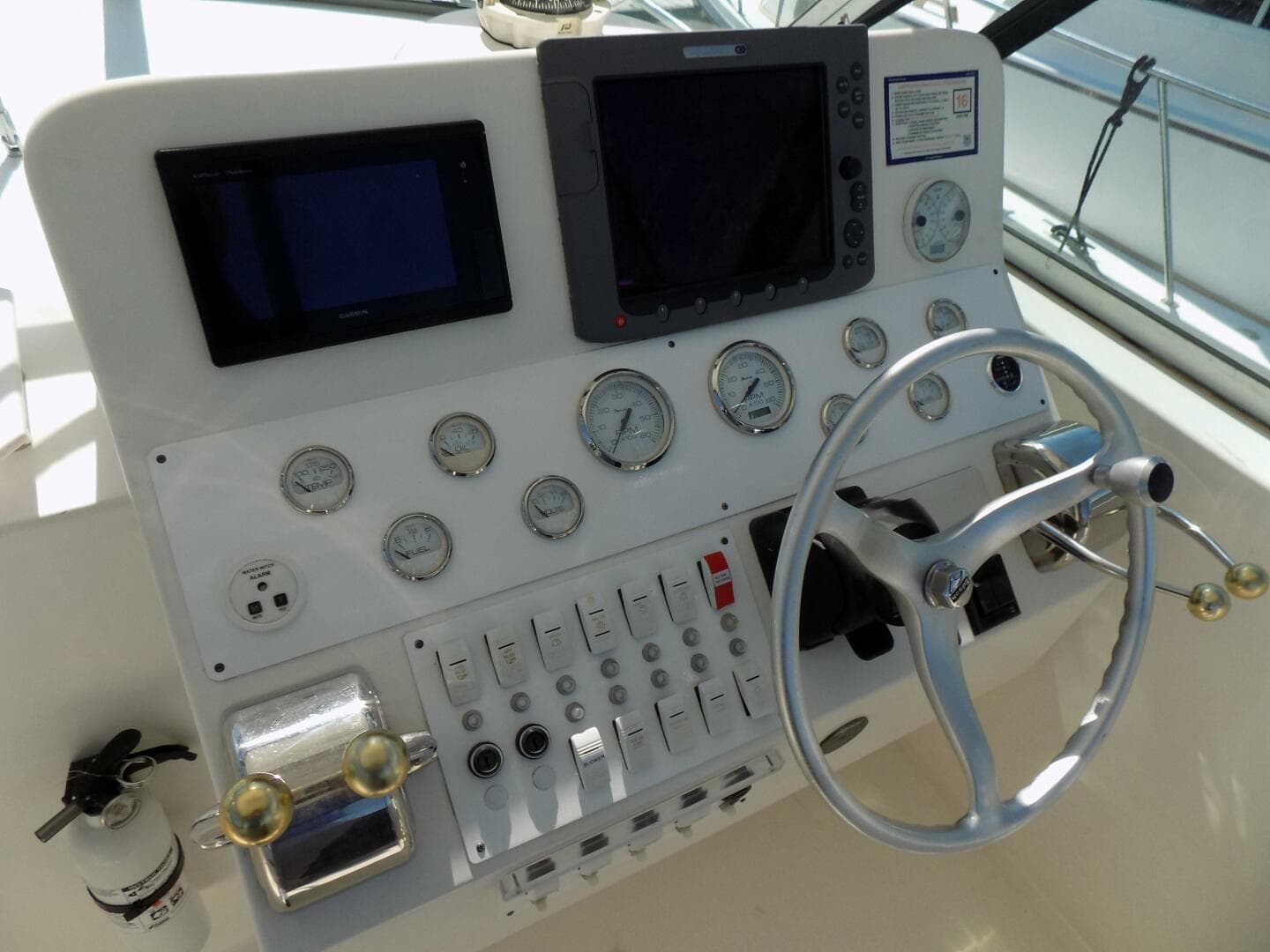 Helm instrumentation