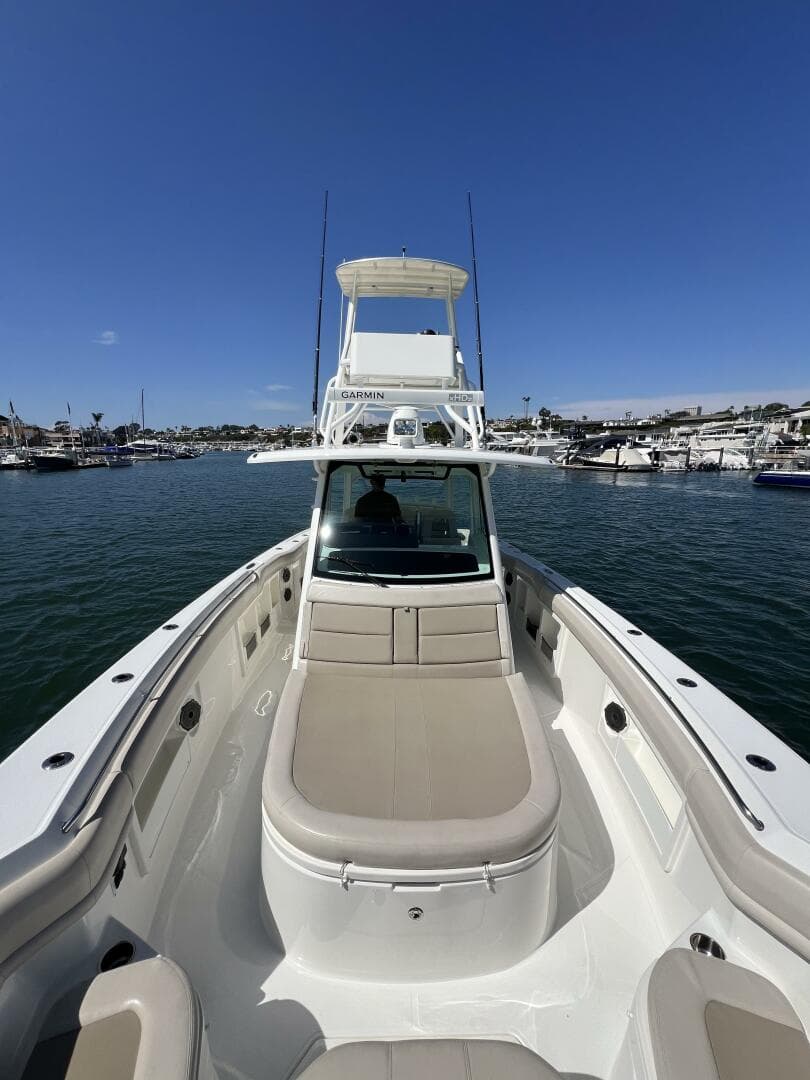 2018 Boston Whaler 38 Outrage - M22
