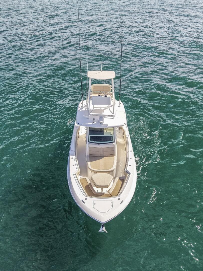 2018 Boston Whaler 38 Outrage - M22