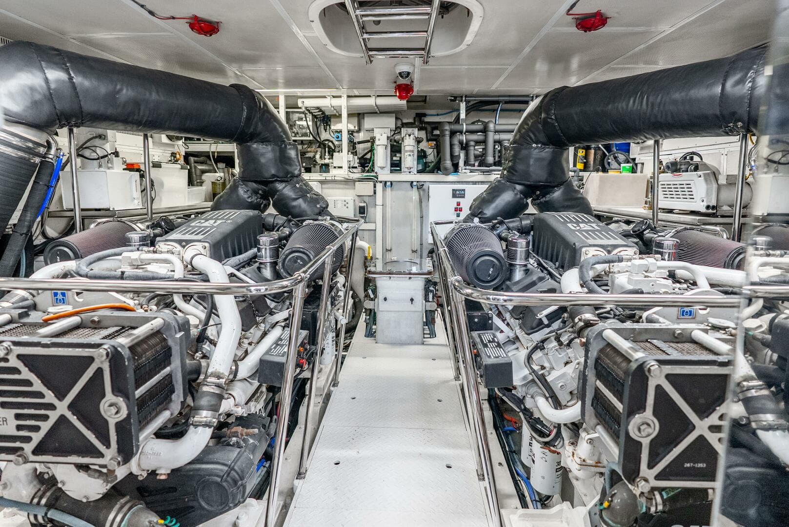 2010 Hargrave Raised Pilothouse