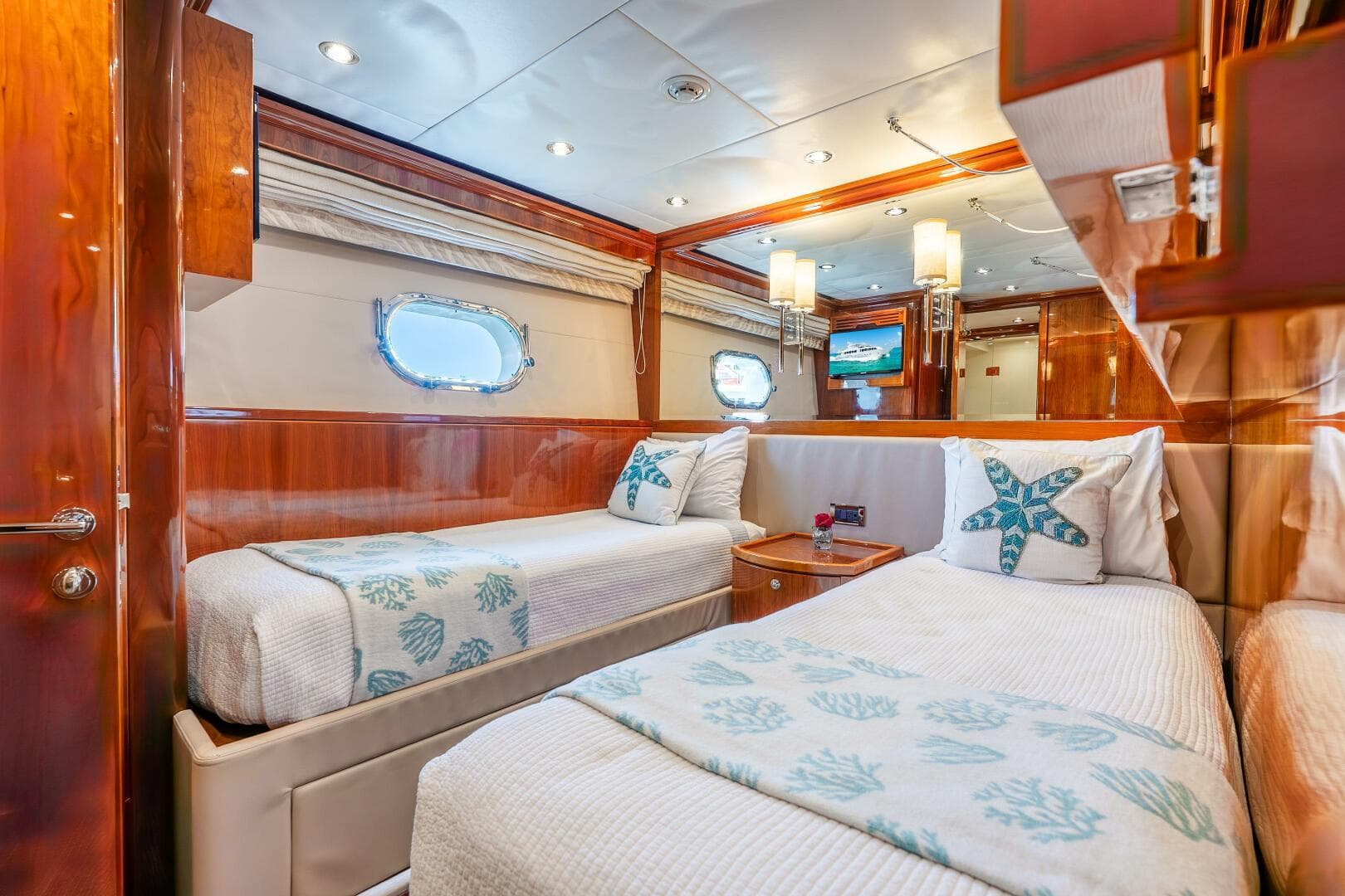2010 Hargrave Raised Pilothouse