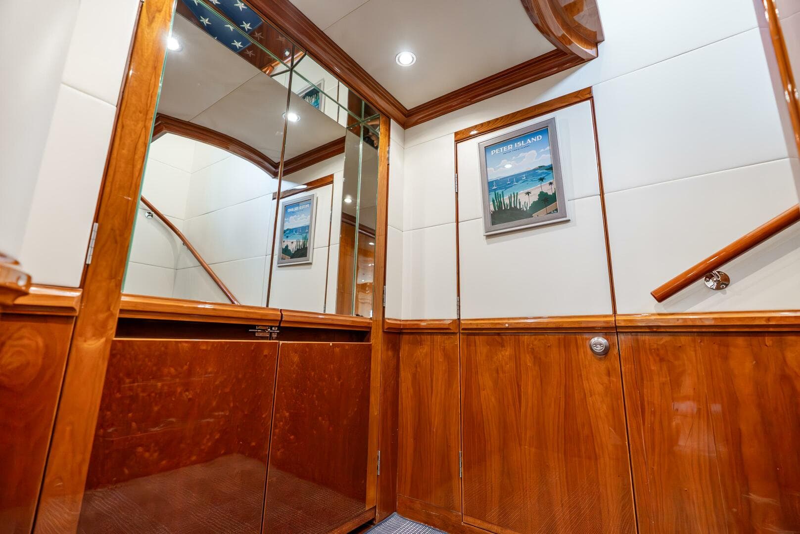 2010 Hargrave Raised Pilothouse