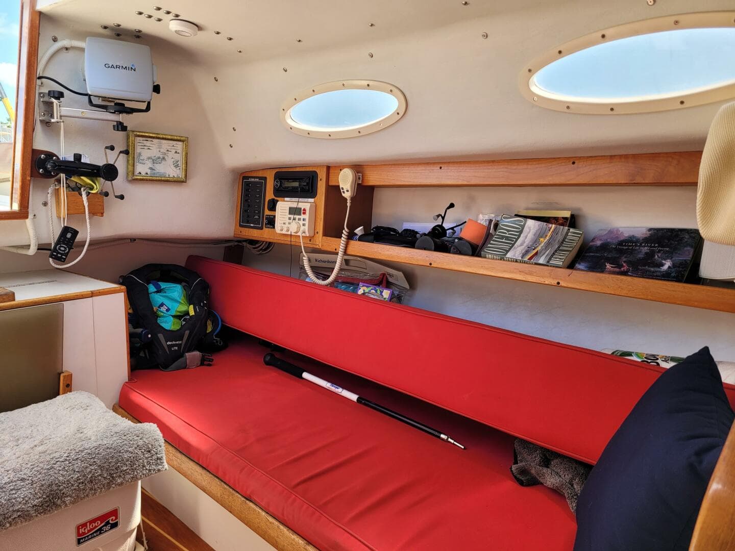 2004 Alerion 28 Express