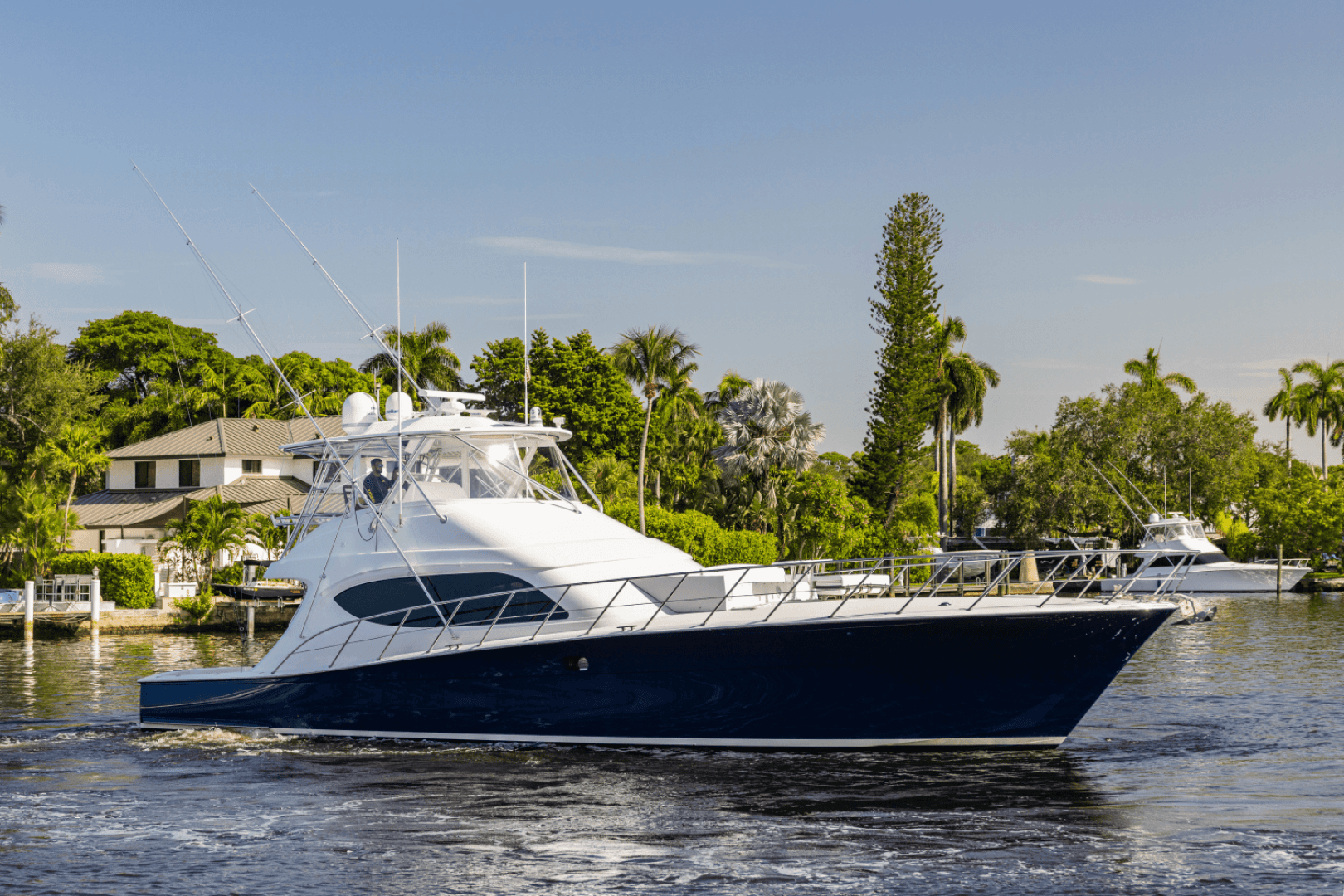 2015 Hatteras GT63