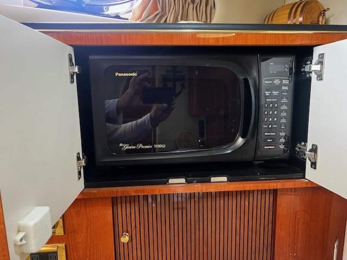 410 galley microwave