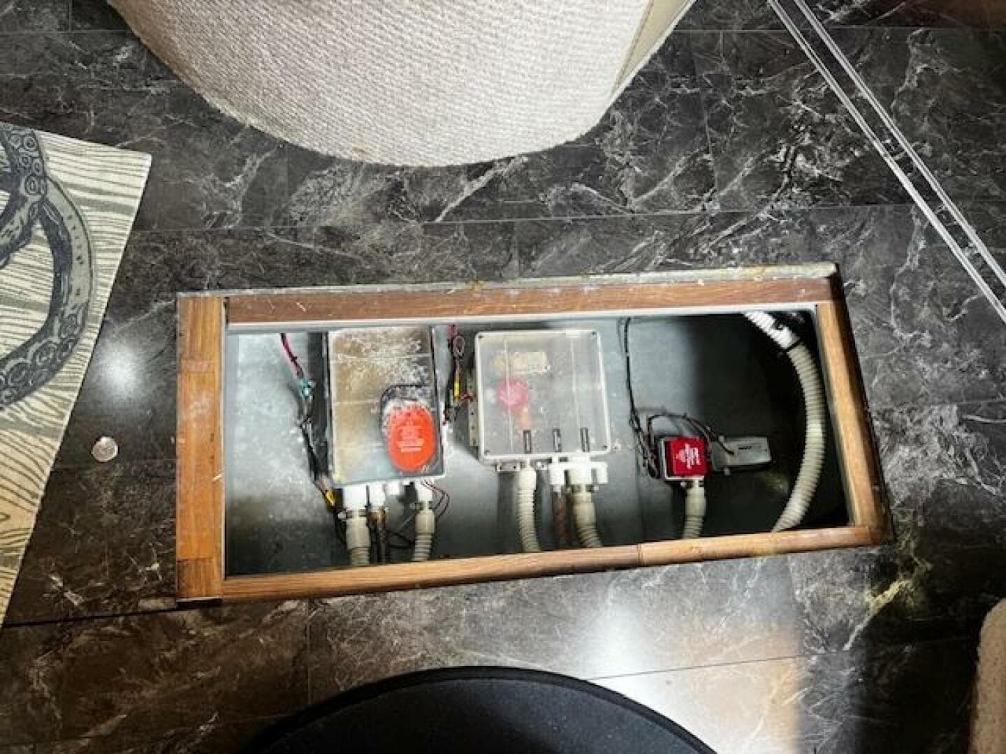 410 floor access to sumps