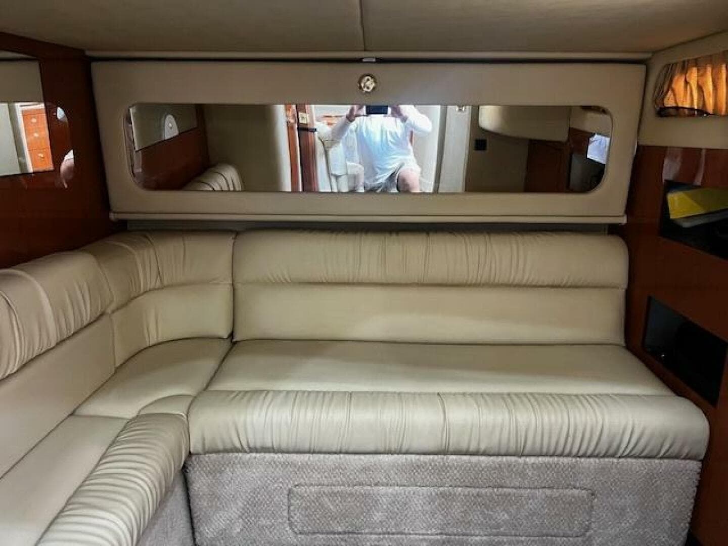 410 aft sleeping area