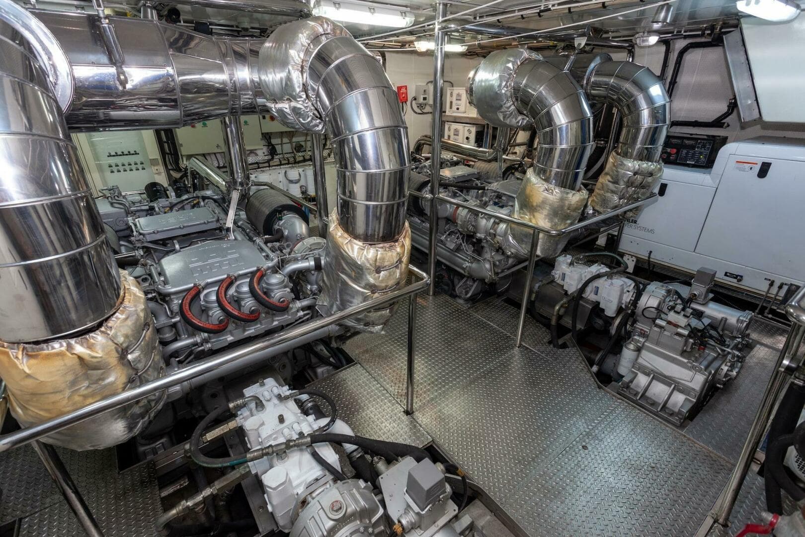 2007 SES Yachts SES 34