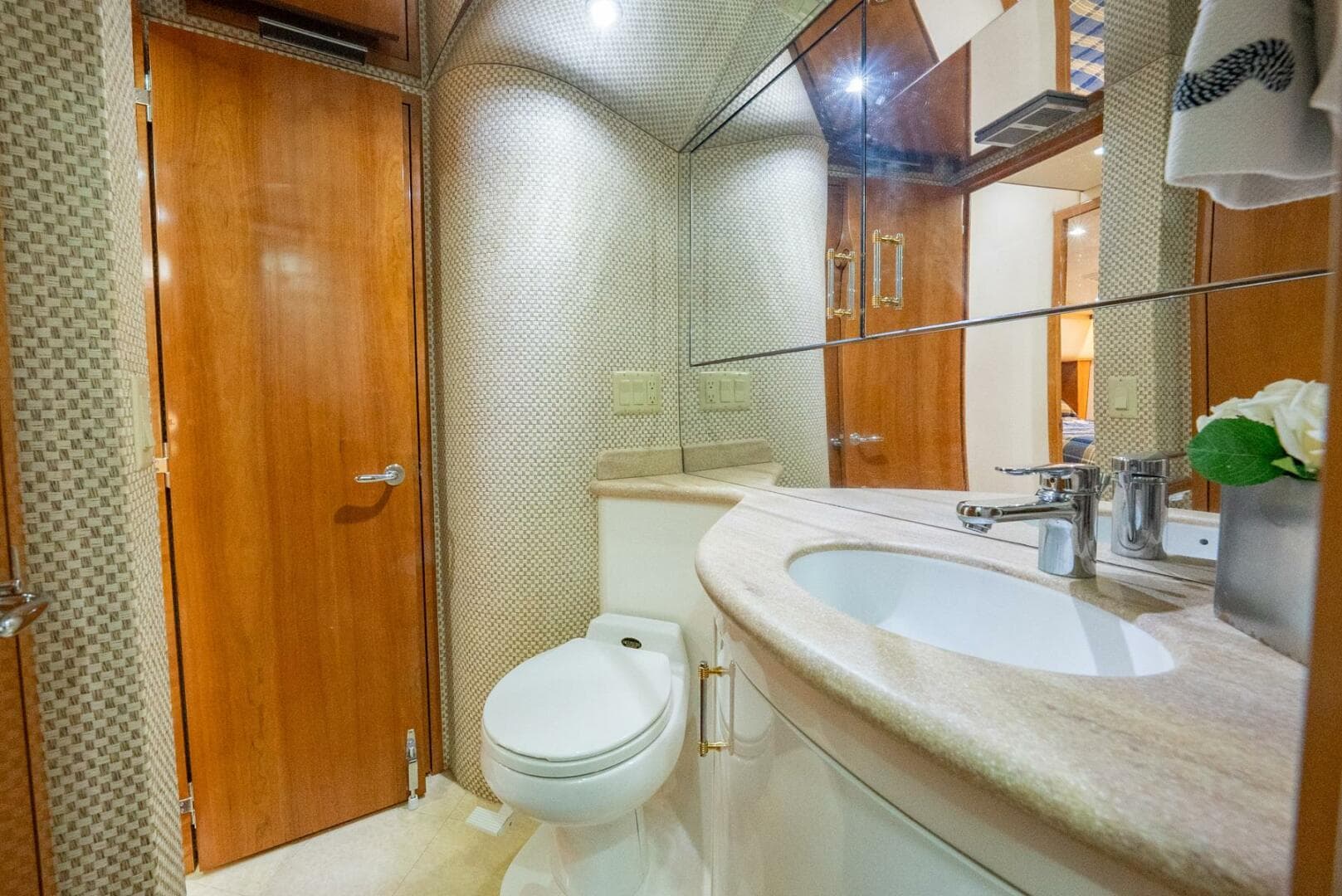 2001 Hatteras 50 Convertible