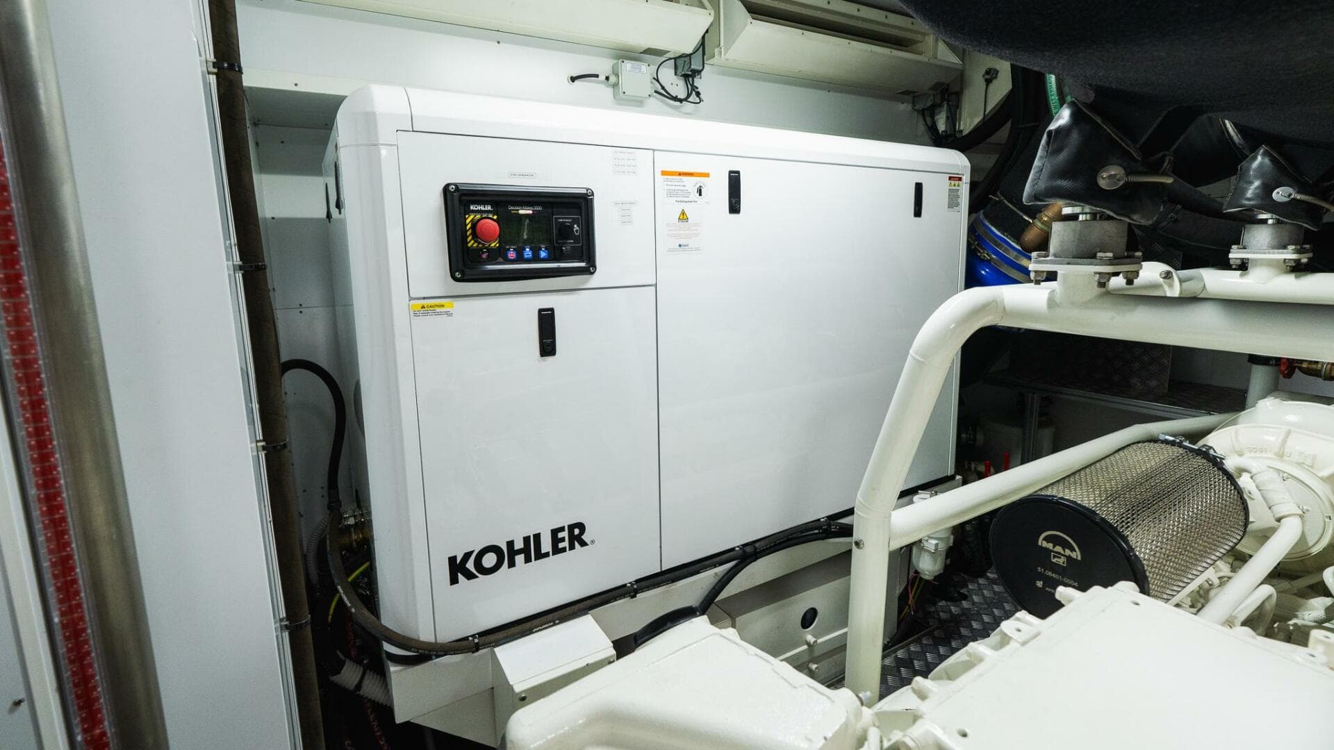 2024 Custom Line Navetta 33