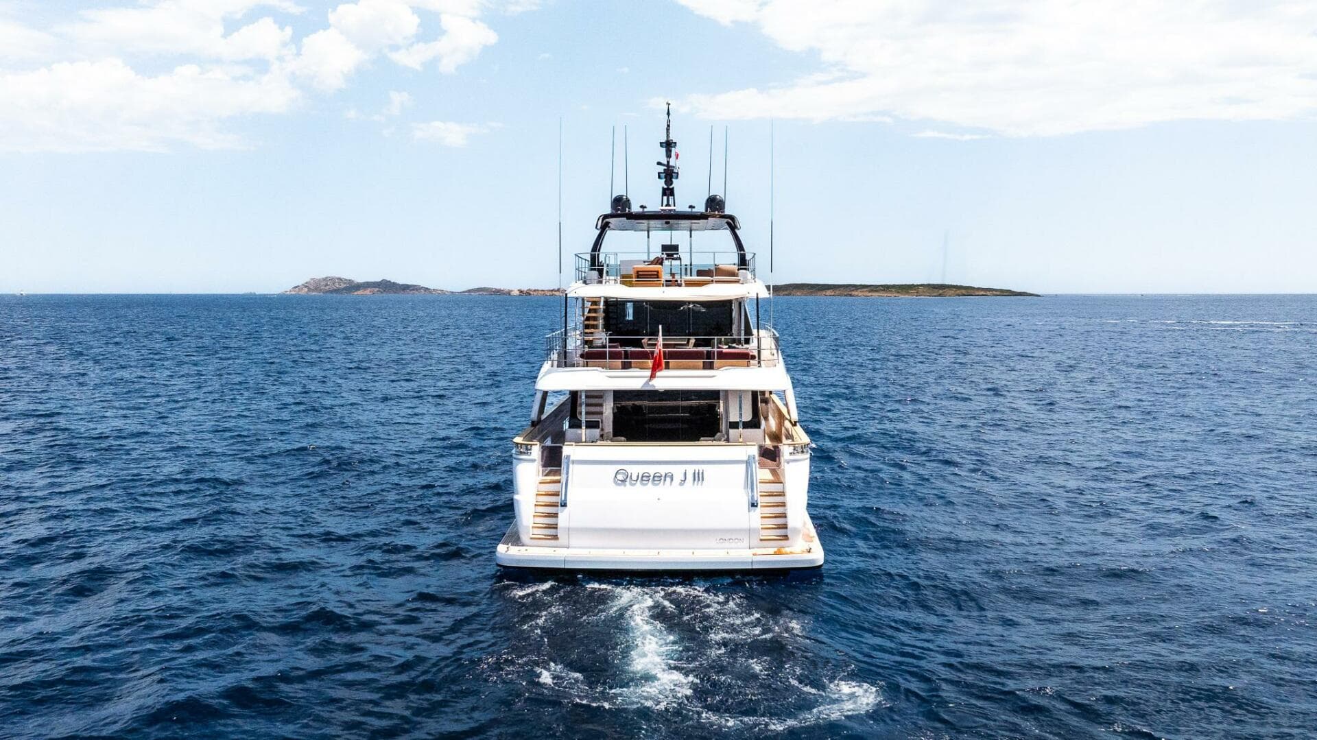 2024 Custom Line Navetta 33