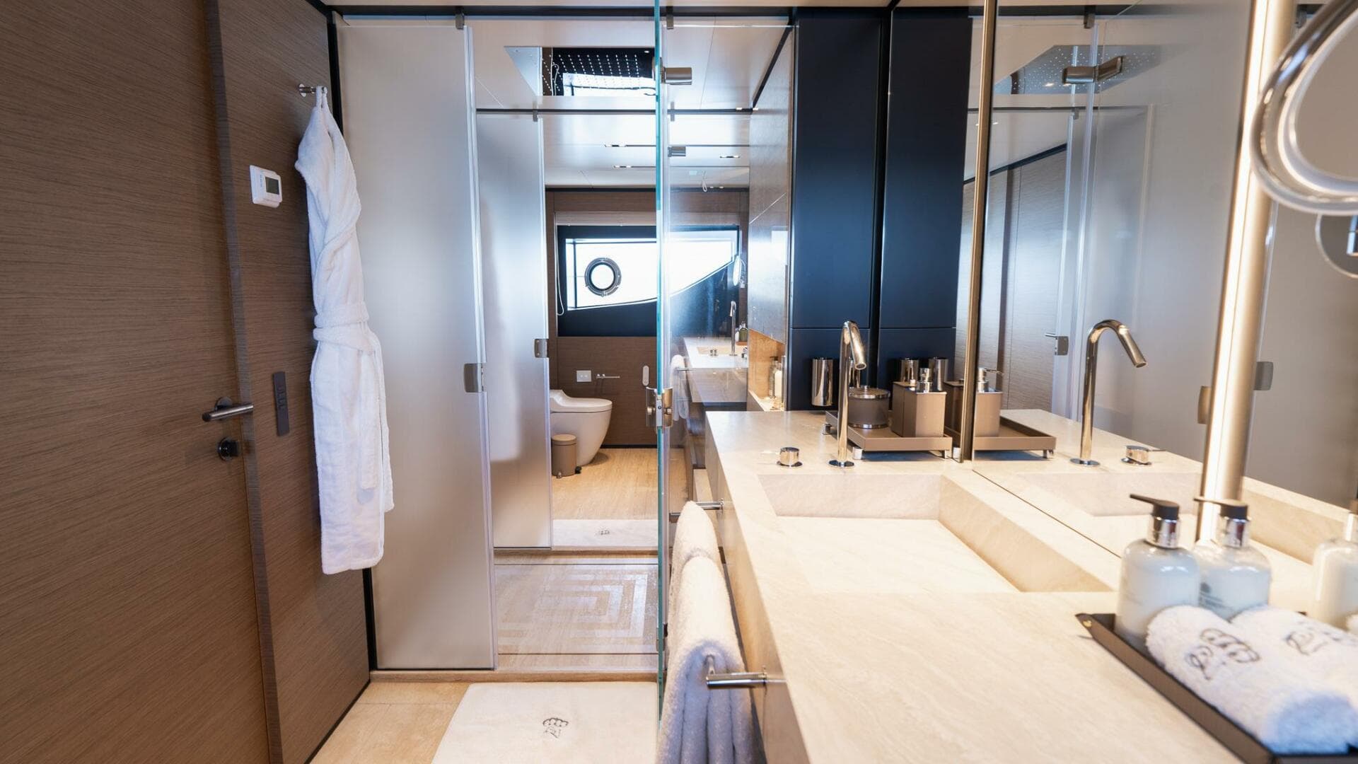 2024 Custom Line Navetta 33