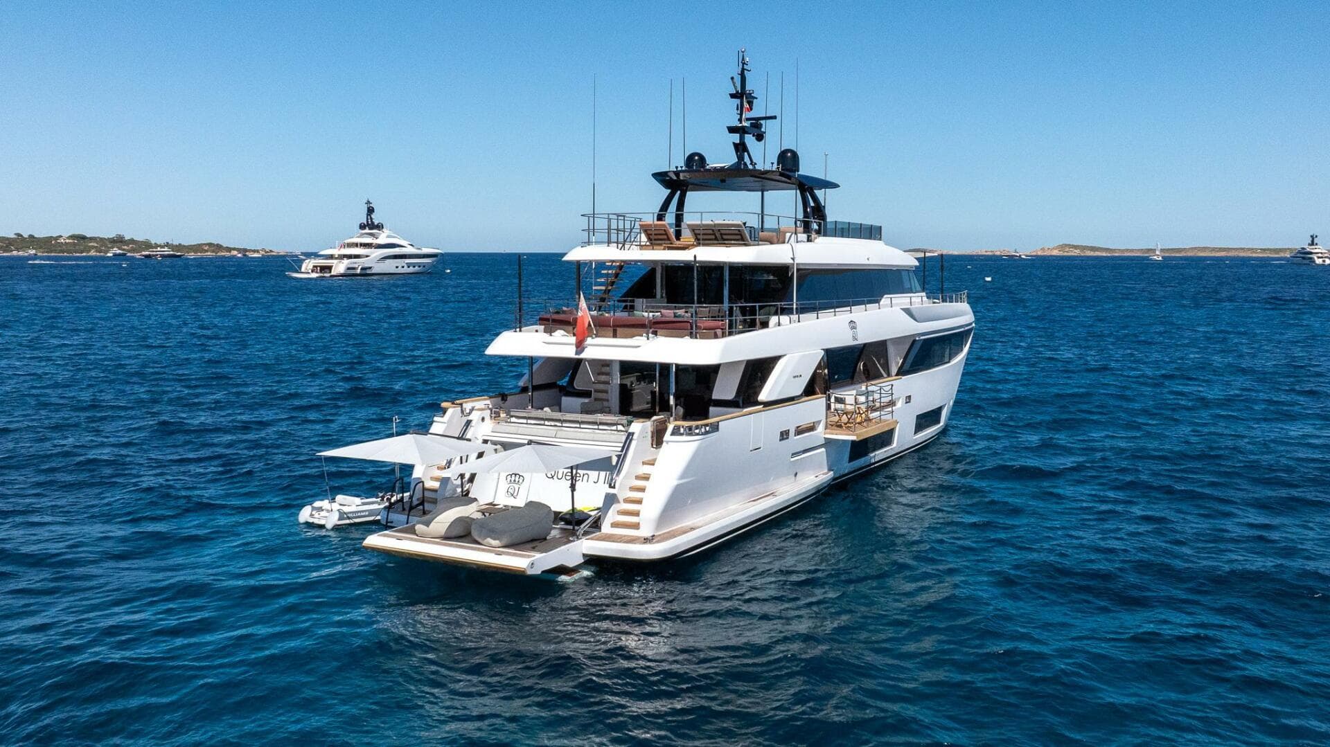 2024 Custom Line Navetta 33