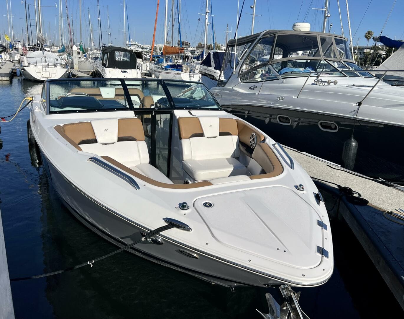 2019 Four Winns H290