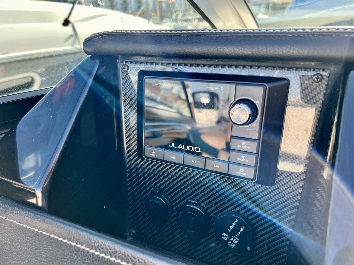 2019 Four Winns H290