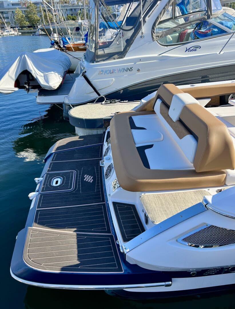 2019 Four Winns H290