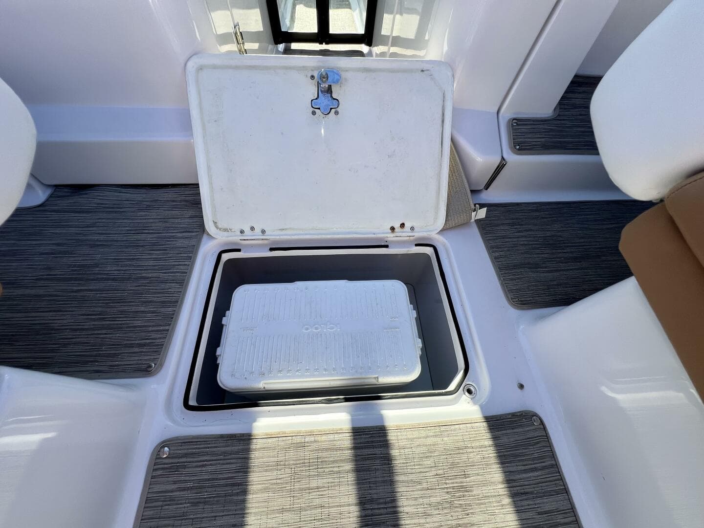 2019 Four Winns H290