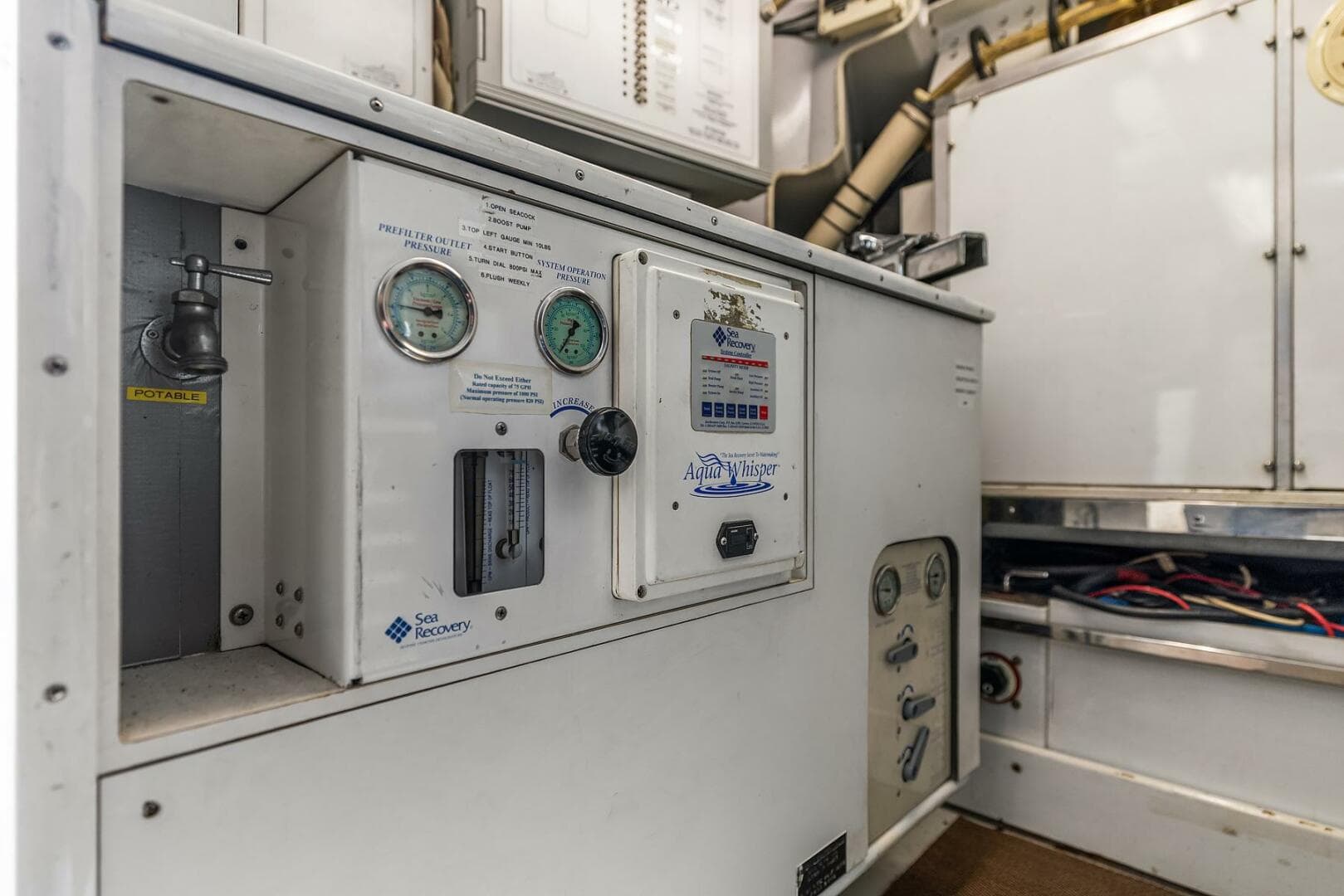 2001 Rayburn Custom Yachts Flush Deck