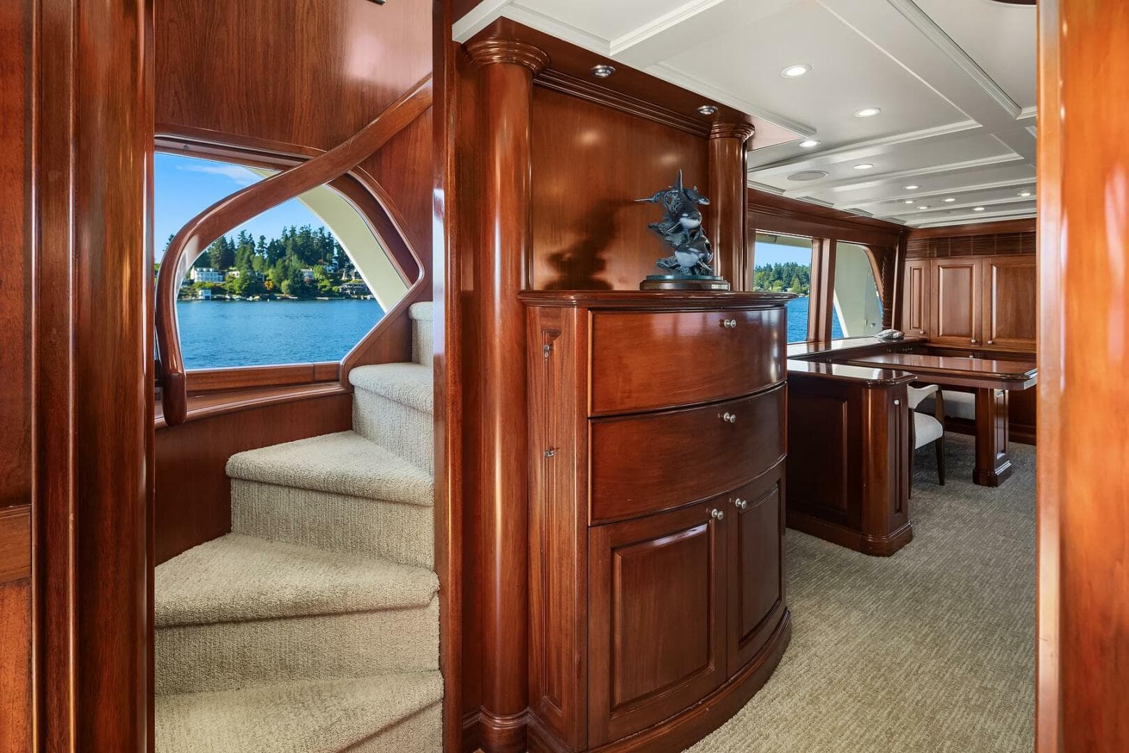 2001 Rayburn Custom Yachts Flush Deck