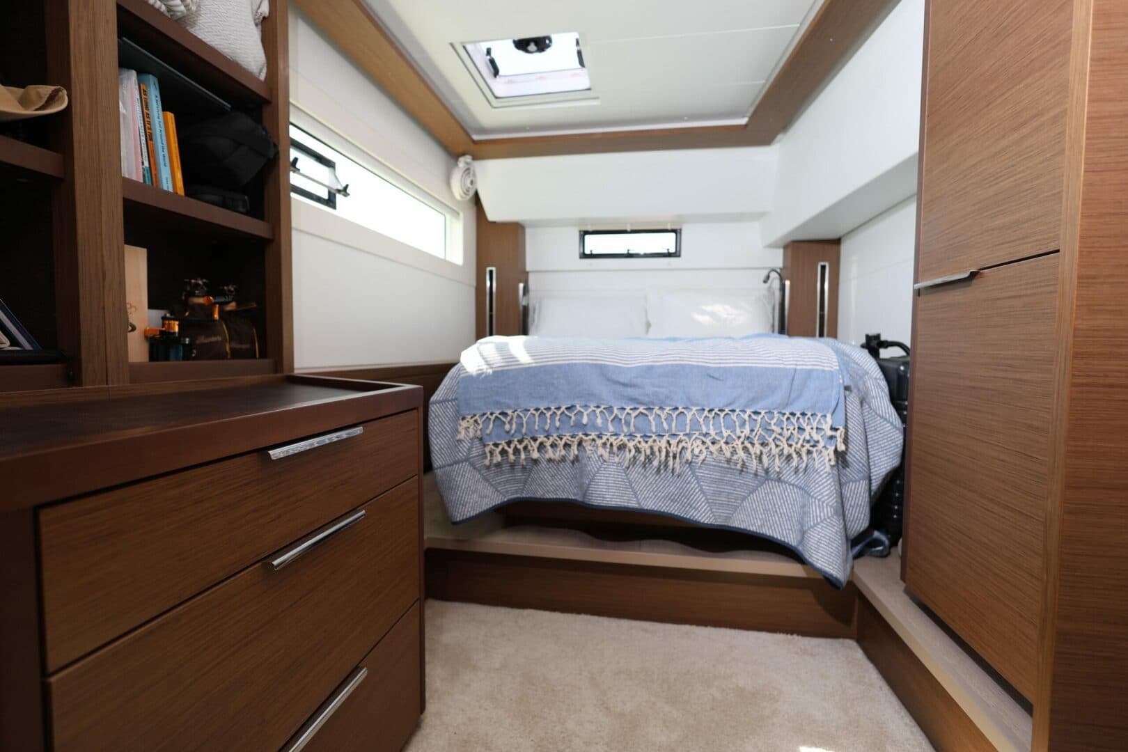 2020-lagoon-46-sail-9906407-20250830010352096-3.jpg