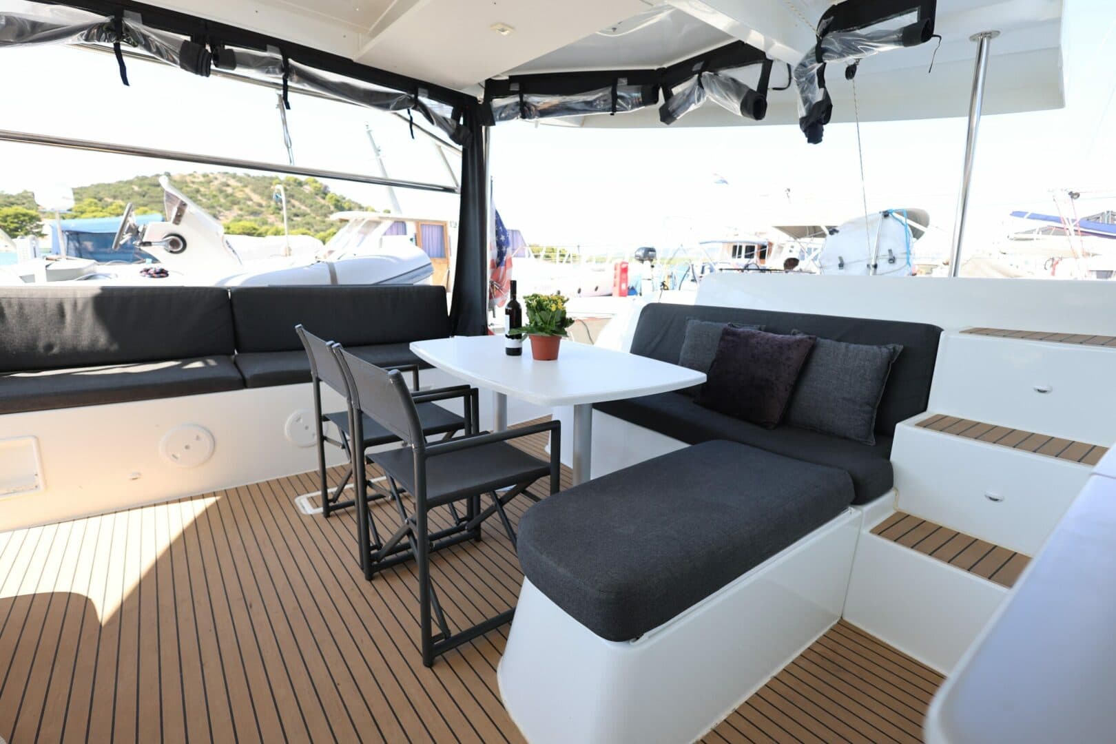 2020-lagoon-46-sail-9906407-20250830010303600-1.jpg