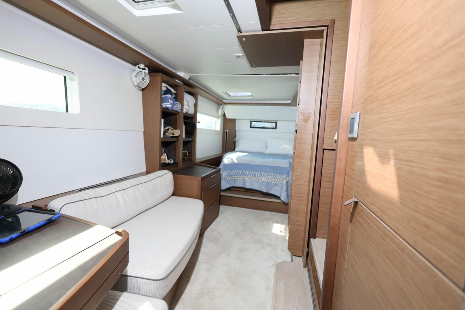 2020-lagoon-46-sail-9906407-20250830010438254-2.jpg