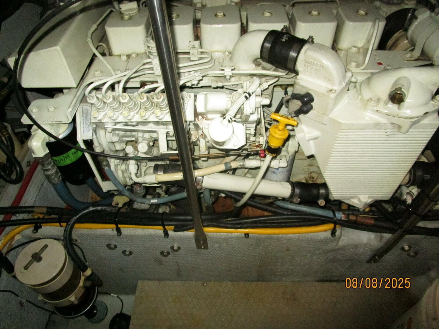 39' Silverton starboard main engine