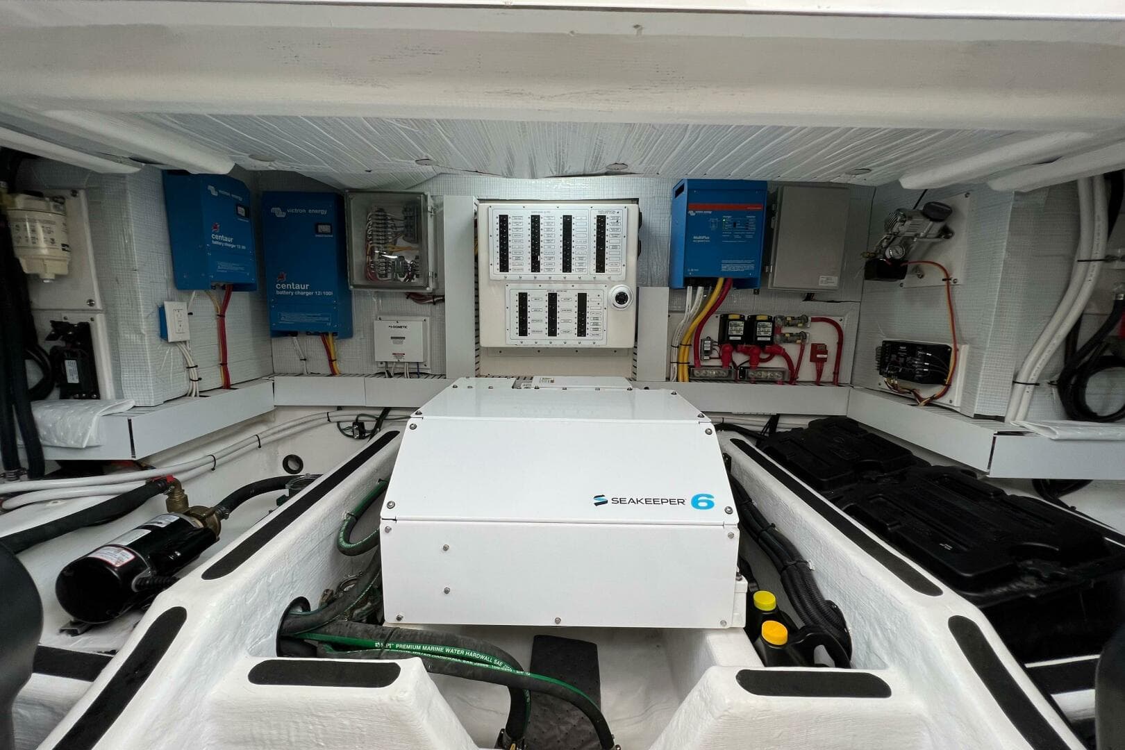 2022 Sabre 45 Salon Express