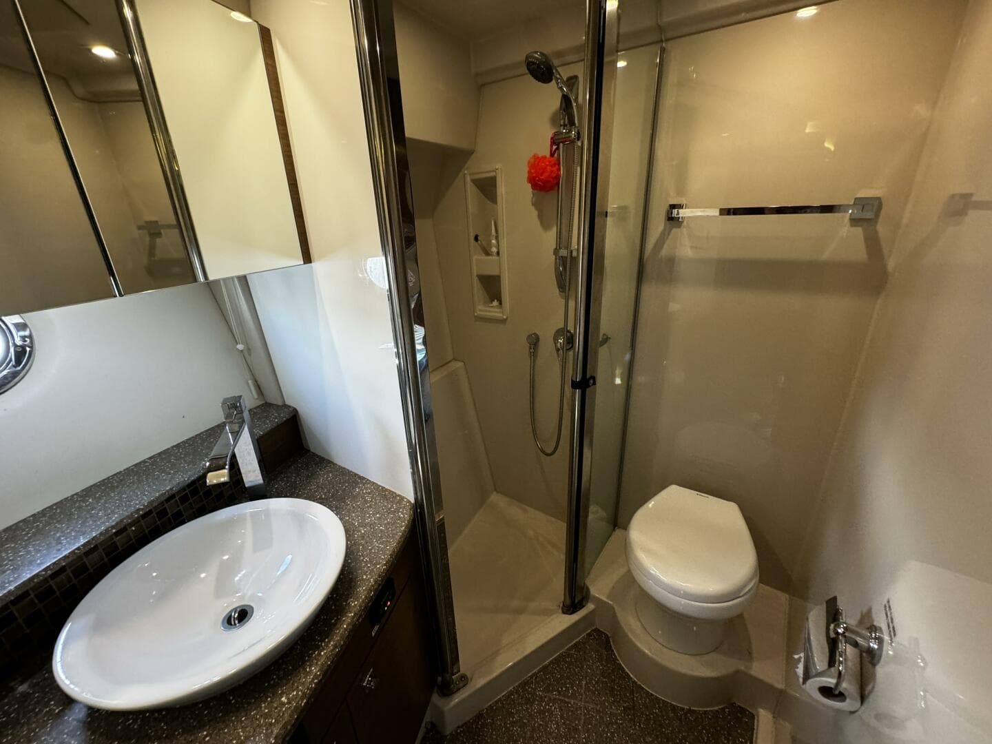 2014 Cruisers Yachts 45 Cantius