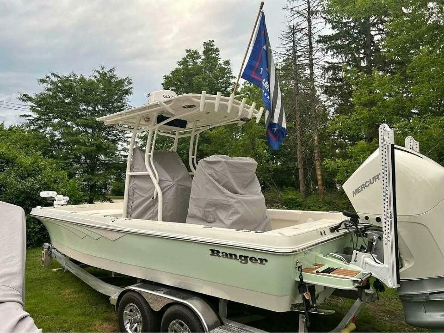 2022 Ranger 2360 Bay
