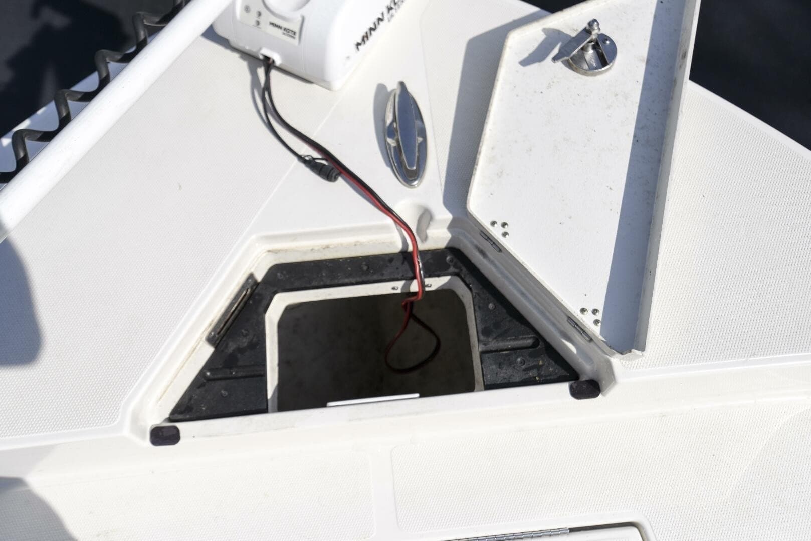 2022 Ranger 2360 Bay
