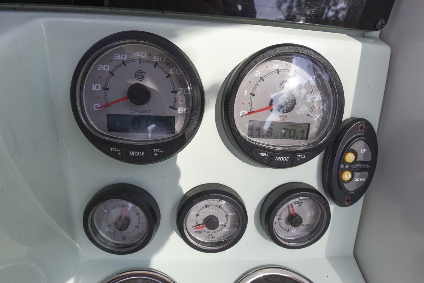 2022 Ranger 2360 Bay