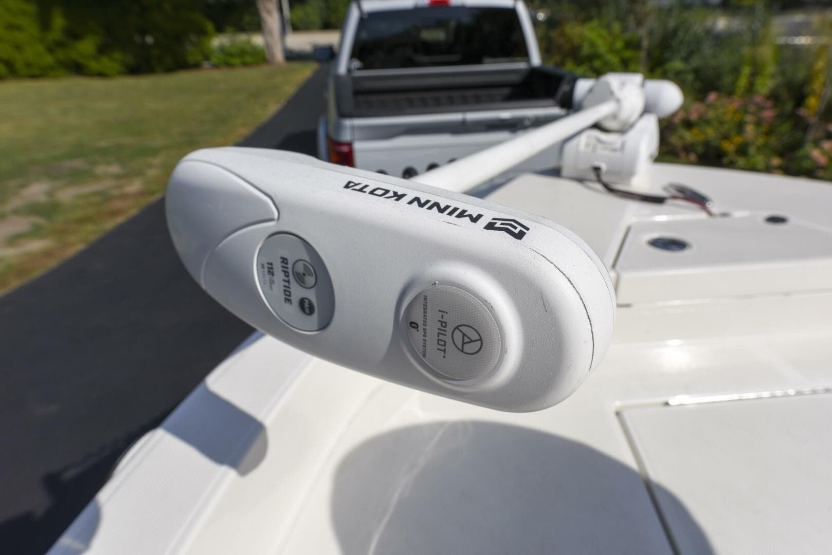 2022 Ranger 2360 Bay