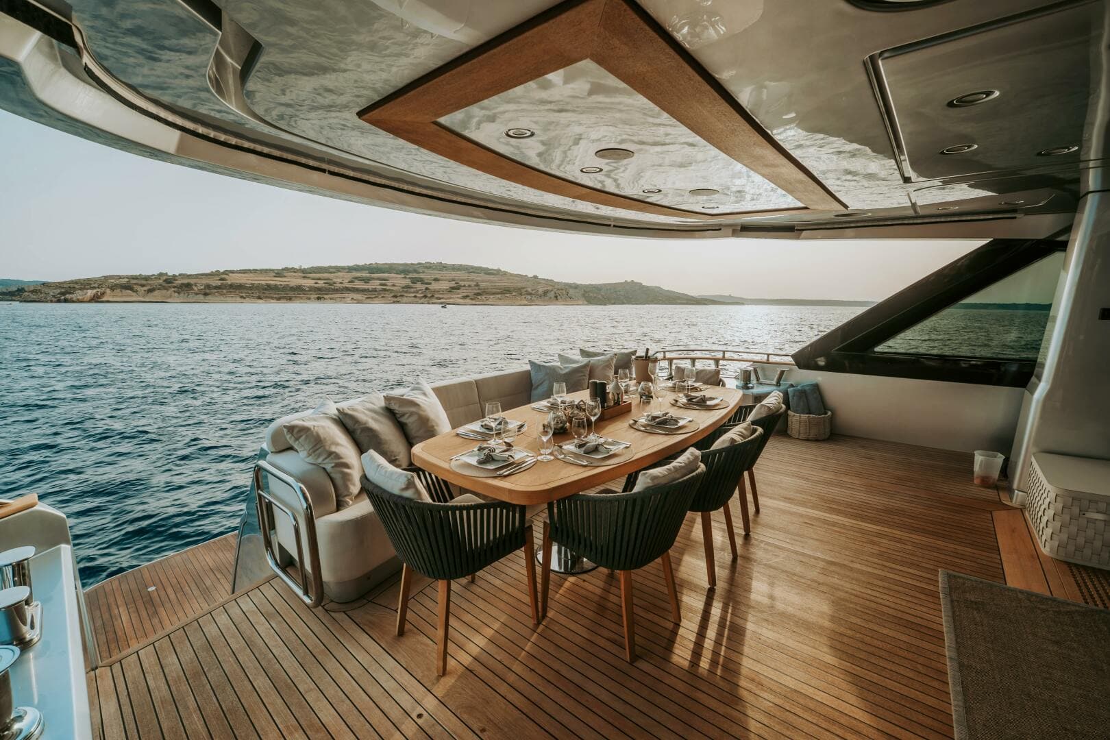 2013 Monte Carlo Yachts 