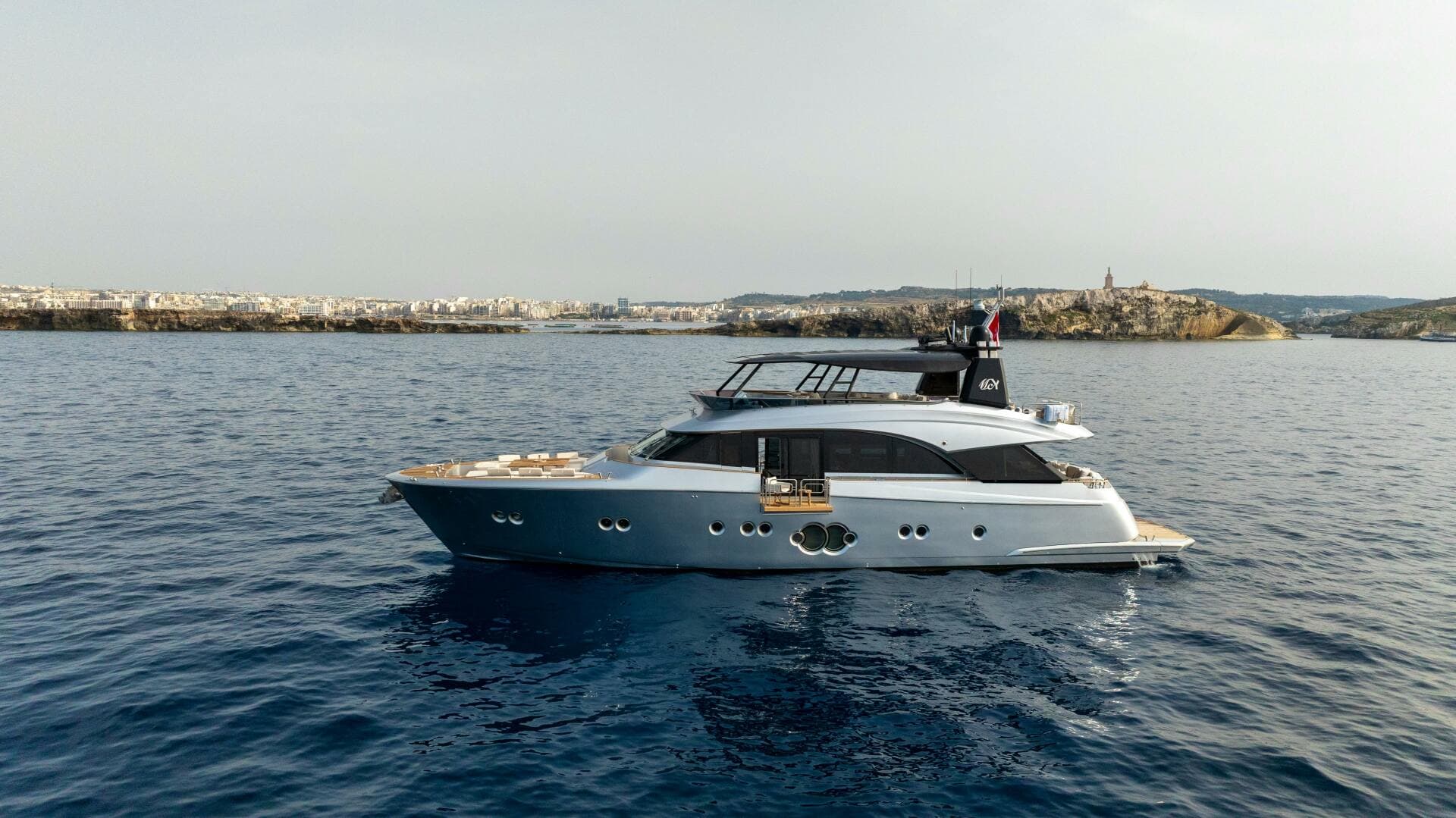 2013 Monte Carlo Yachts 