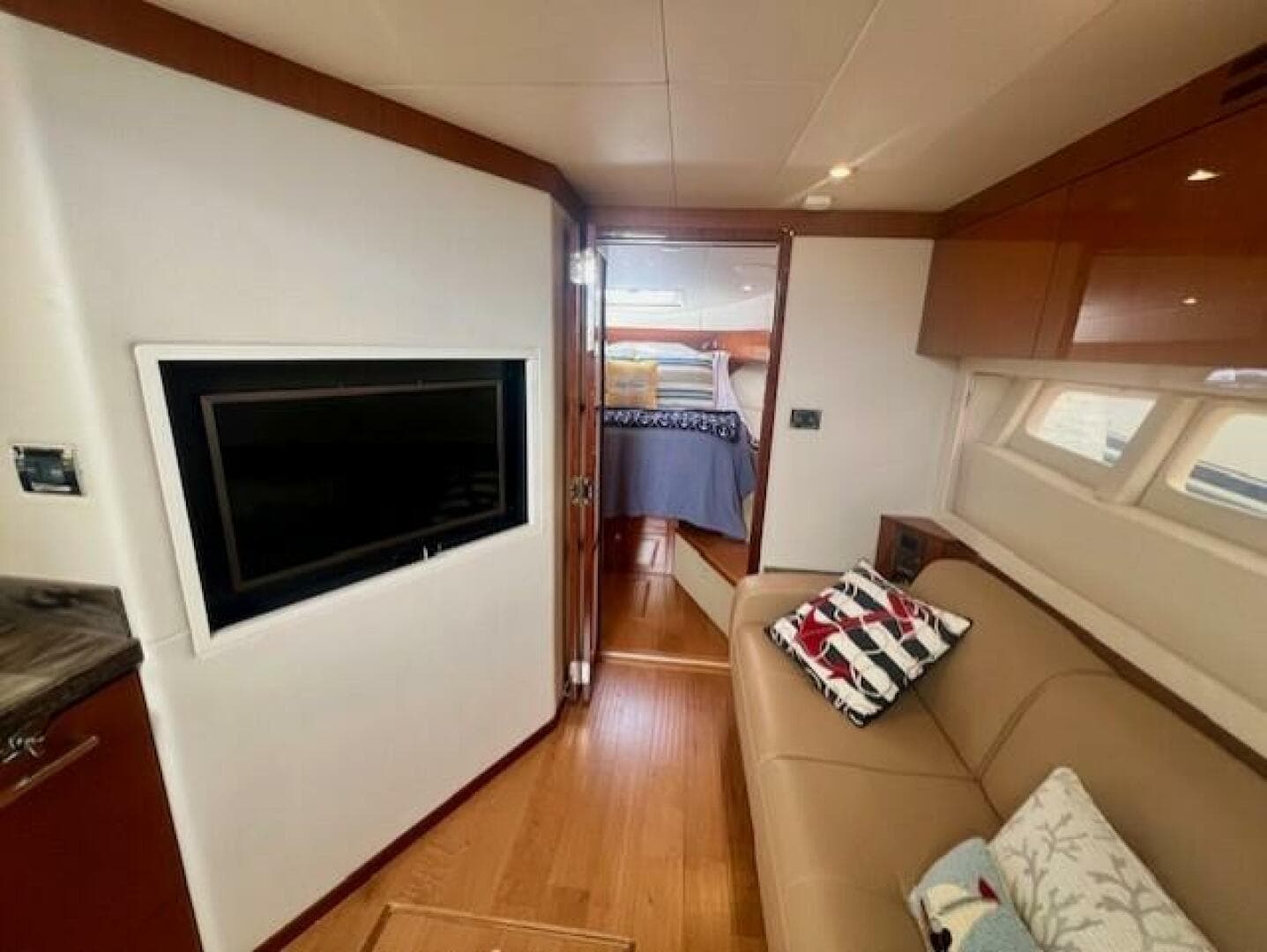 2013 Sea Ray 410 Sundancer